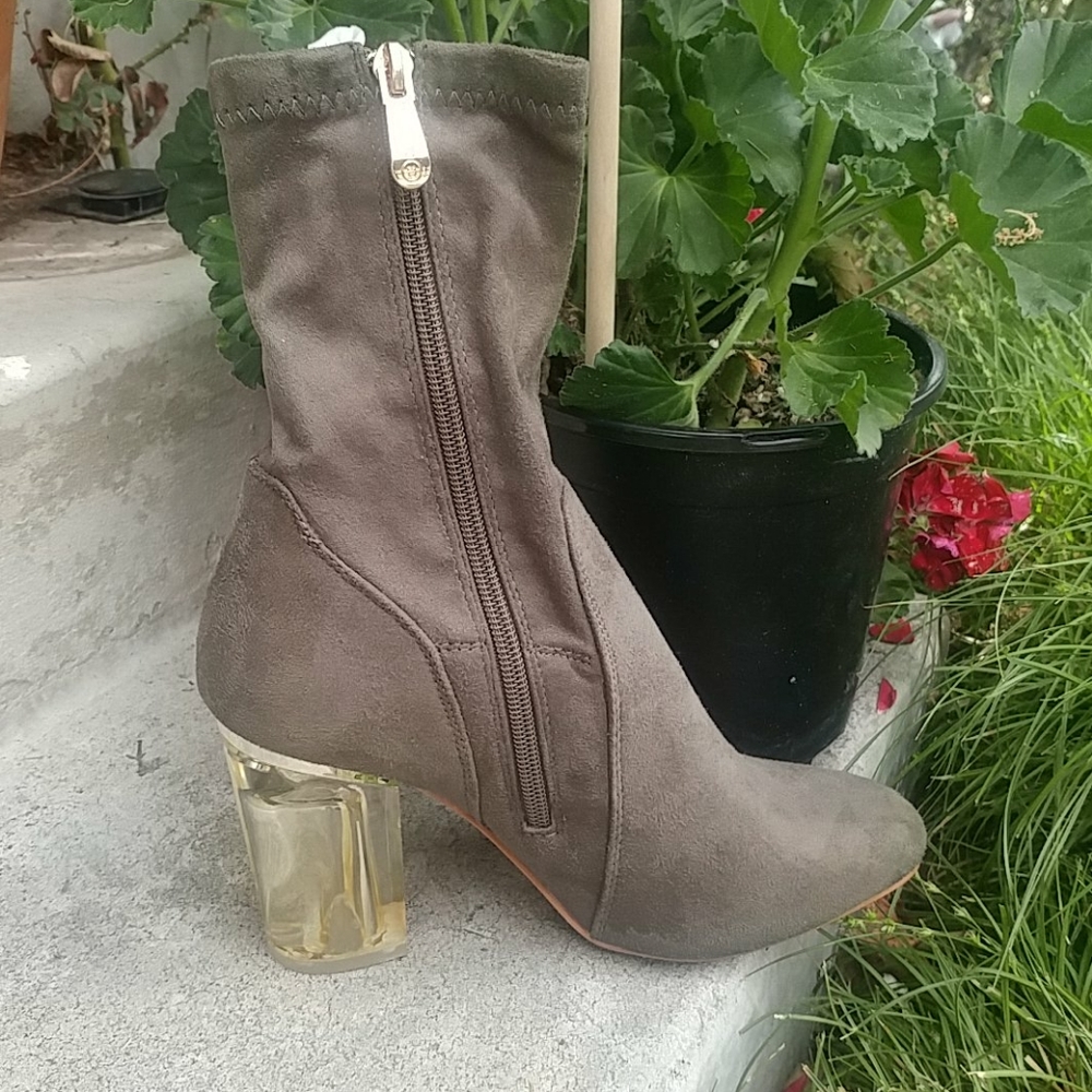 Cute khaki Green Ankle Boots